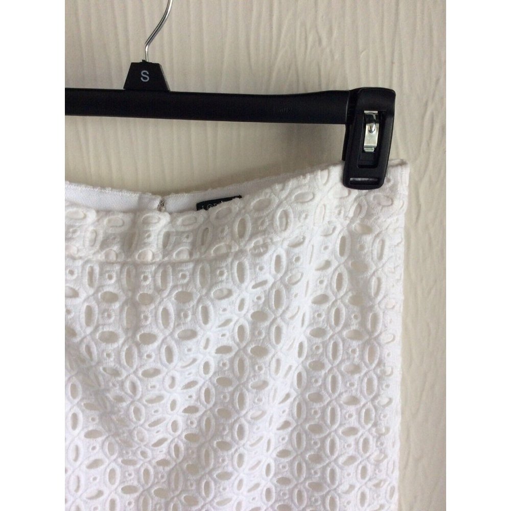 J. Crew, Size 0, Lined White Skirt, Beautiful Summer Skirt! - Picture 2 of 5